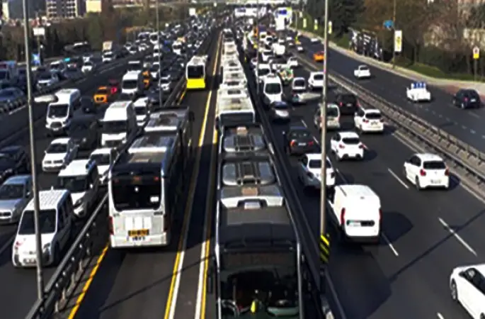 TÜİK: Ağustosta 171 bin 887 taşıt trafiğe kaydedildi