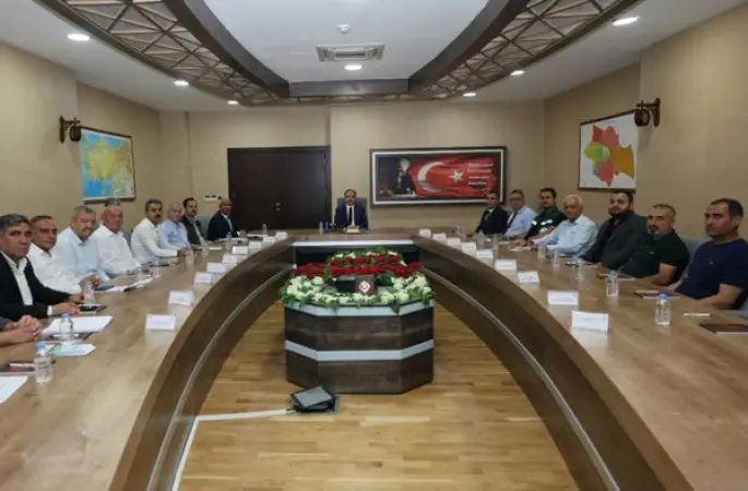 Vali Kızılkaya başkanlığında tarım ve hayvancılık masaya yatırıldı