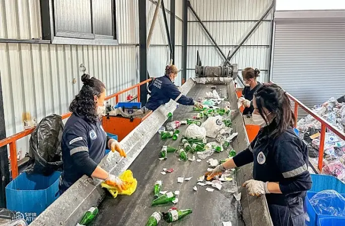 Yenişehir'de 11 bin ağaç sıfır atıkla kurtuldu