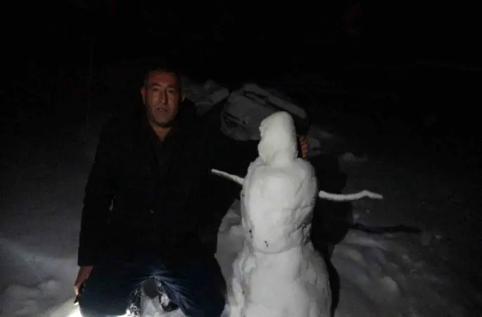 Yozgat’ta kar yağışı yüzleri güldürdü
