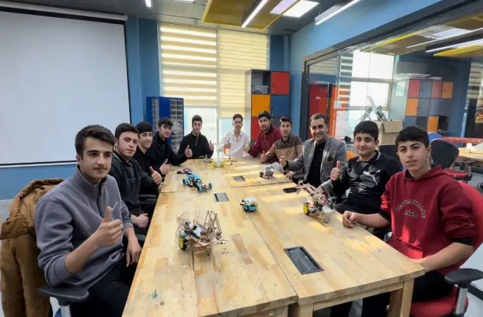 Yüksekova’da ilk robotik takımı ’Bezoar’ İstanbul yolcusu
